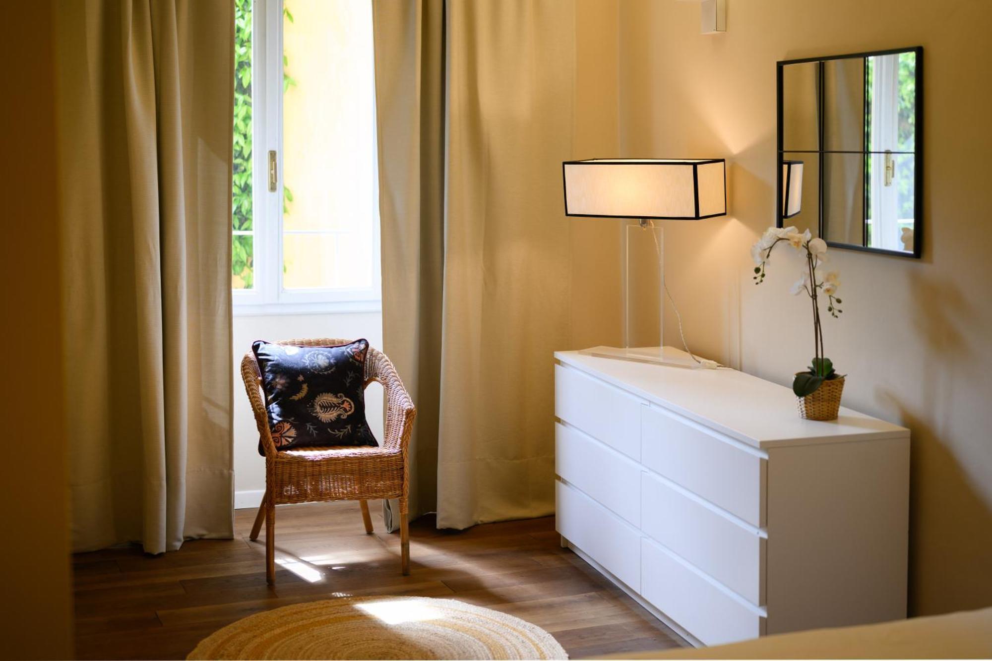 Santa Croce Charming Apartment Флоренция Экстерьер фото