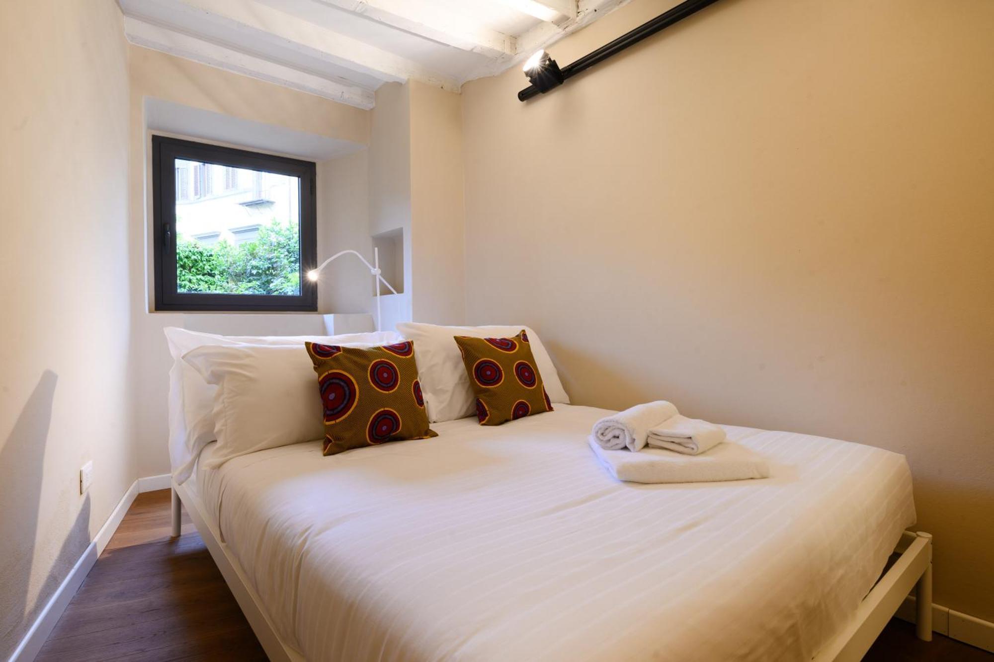 Santa Croce Charming Apartment Флоренция Экстерьер фото
